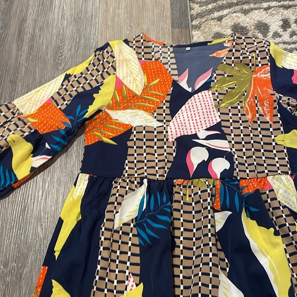 Amoretu dress - Picture 3 of 3